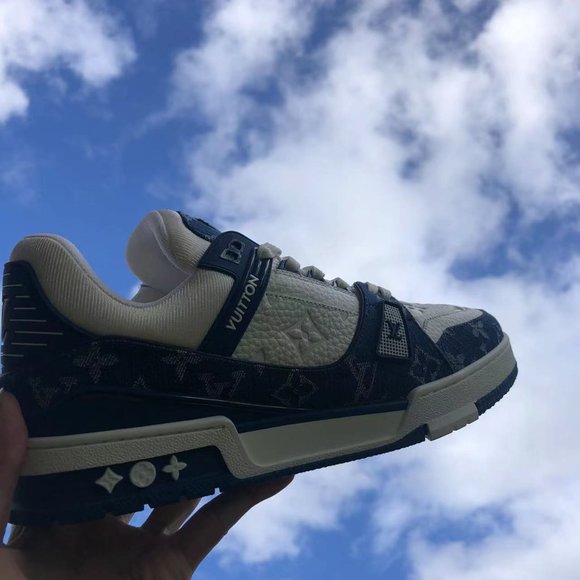 Louis Vuitton sneakers main image 4